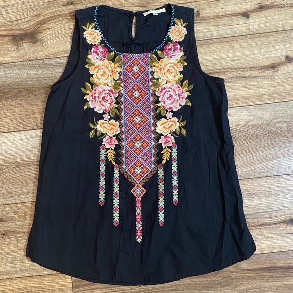 ANDREE BY UNIT Tops - Andree black sleeveless linen blend top with Mexican Oaxacan embroidery